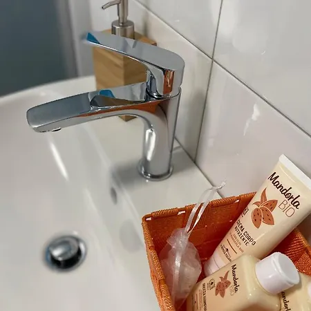 Laguna Blu Sole Con Terrazza Panoramica In Comune בית הארחה 3*