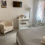 Laguna Blu Sole Con Terrazza Panoramica In Comune بيت ضيافة 4*