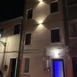 Laguna Blu Sole Con Terrazza Panoramica In Comune بيت ضيافة 4*