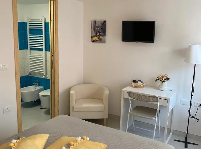 Laguna Blu Sole Con Terrazza Panoramica In Comune Κιότζα